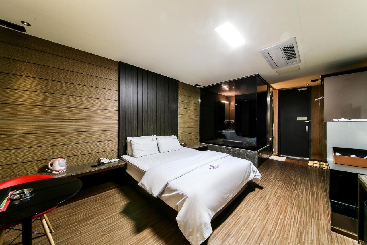 Gyeongju Arrietty Motel Exteriér fotografie