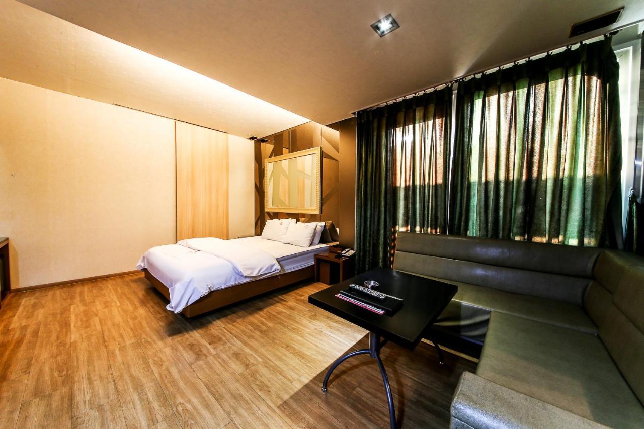 Gyeongju Arrietty Motel Exteriér fotografie